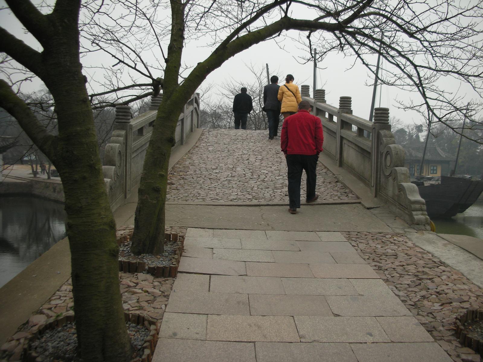 2000年ほど前は錫(スズ)の産地だったが、今は錫がない無錫(その2..無錫を代表する観光地である太湖)